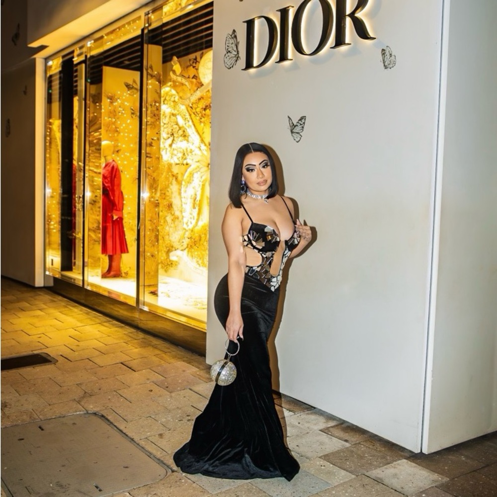 Custom dress